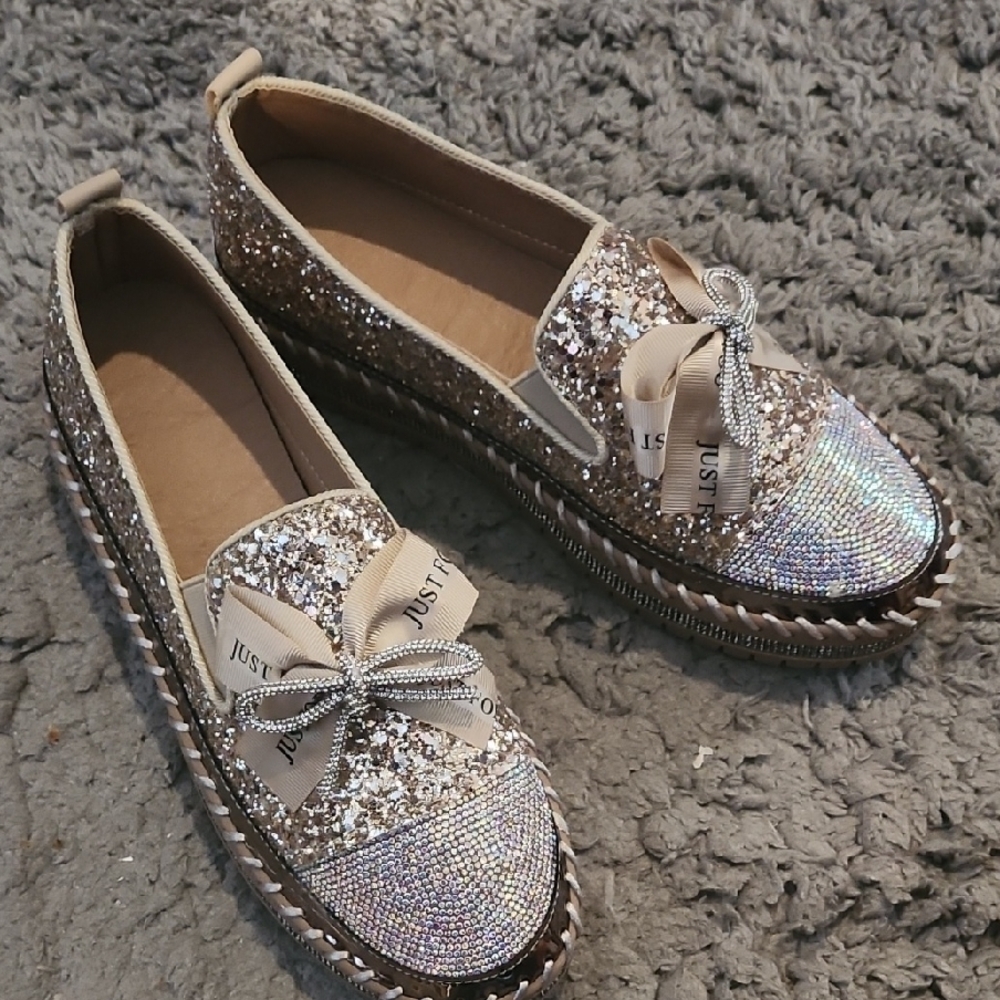 Women's Glitter Loafers - Silver and Cream